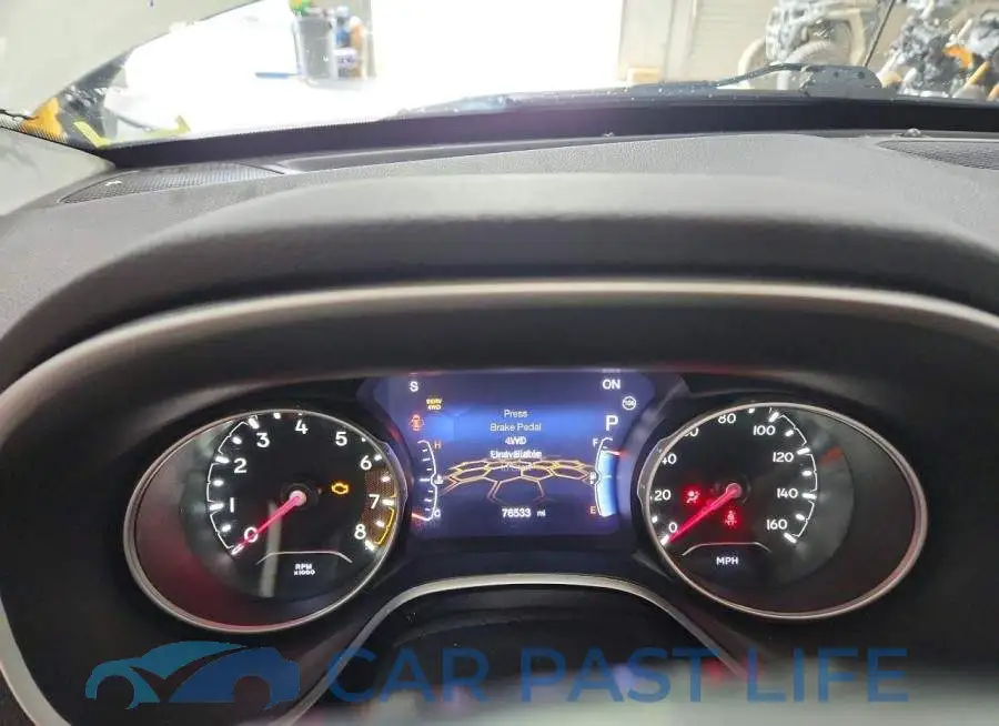 3C4NJDCB2LT151954# 9