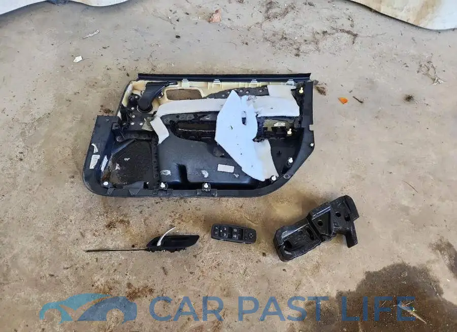 2C3CDXHG1NH152744# 12