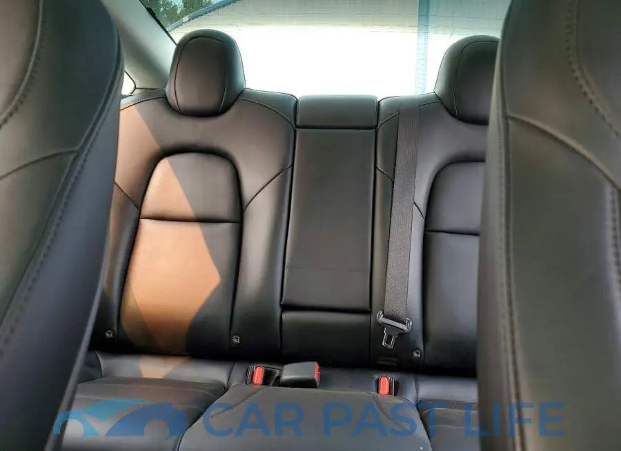 5YJ3E1EA5PF687039# 10