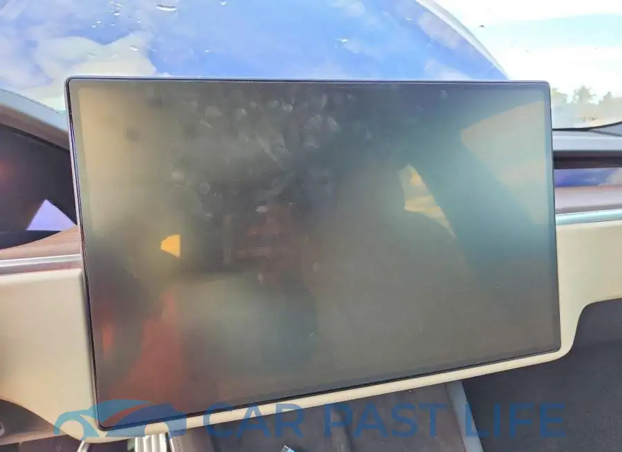 5YJSA1E57NF491403# 9