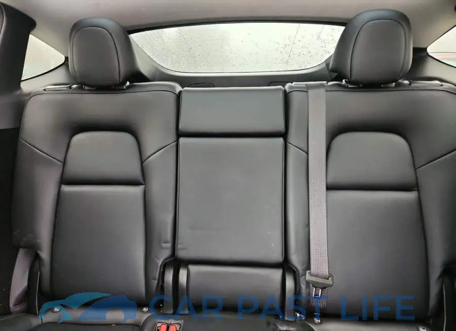 7SAYGDEE5PF816887# 10