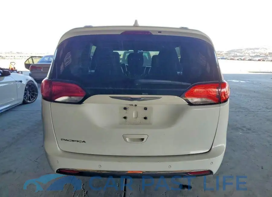 2C4RC1BG4KR686681# 6