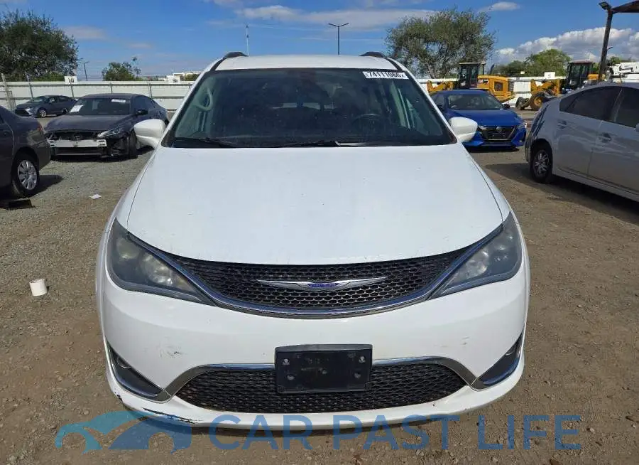 2C4RC1BG9KR548263# 5