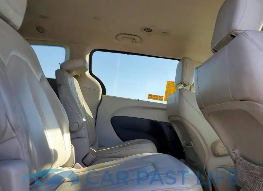 2C4RC1DG3MR552034# 11