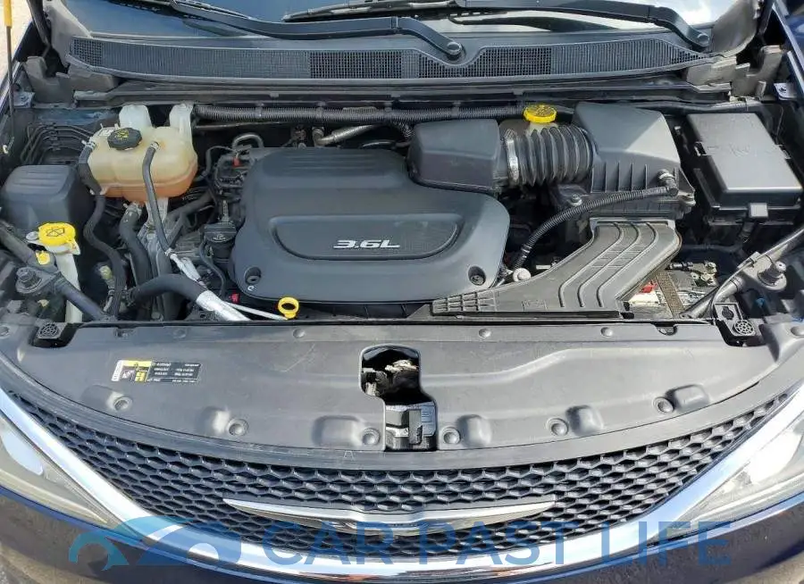 2C4RC1EG4HR579439# 12