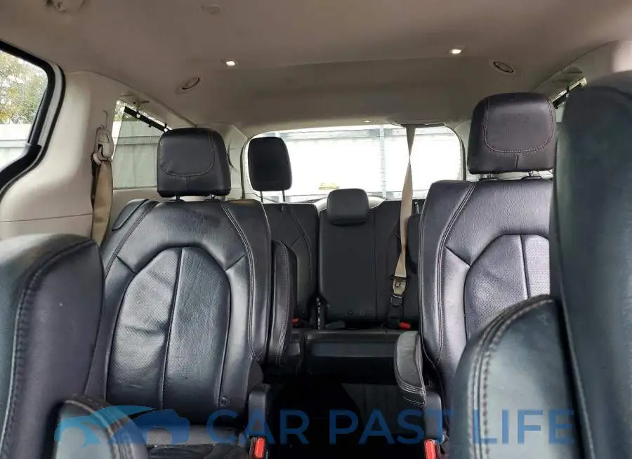 2C4RC1EG9JR306177# 10
