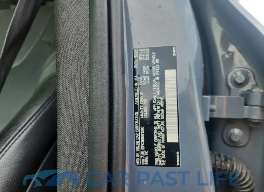 7JRL12FK3RG321390# 12