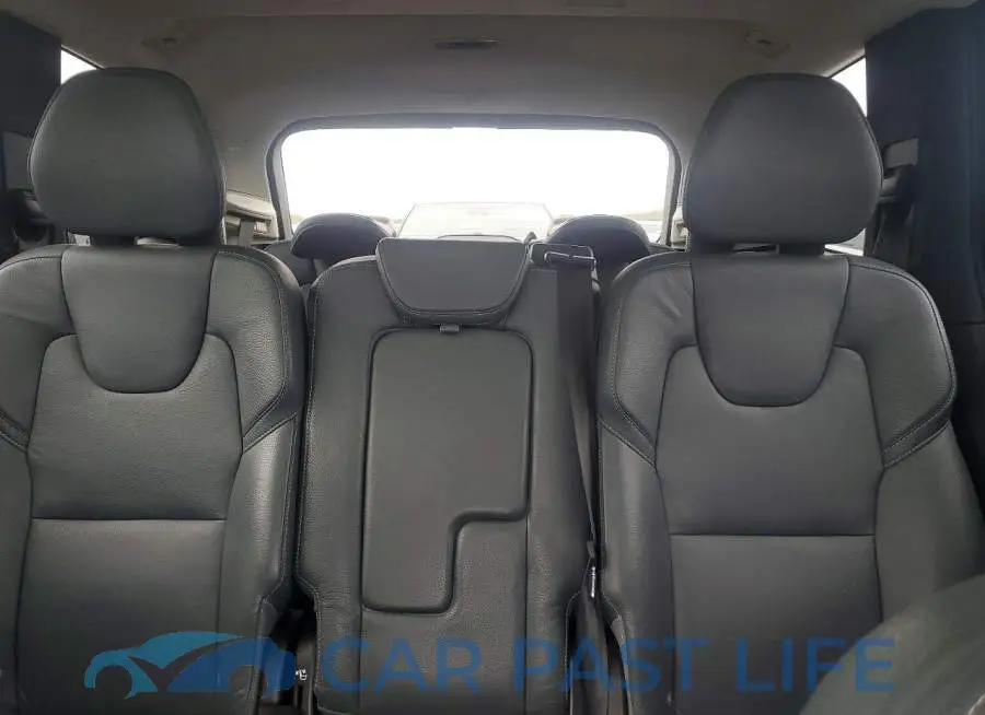 YV4A22PK2L1582163# 10