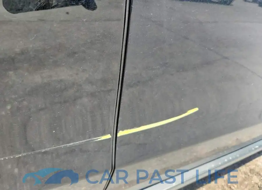 5UXKR2C56J0Z22046# 12