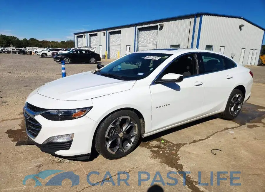 1G1ZD5ST2RF218010# 1