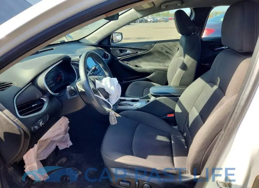 1G1ZD5ST3JF246080# 7