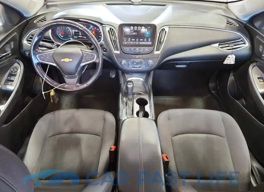 1G1ZD5ST8JF104114# 8