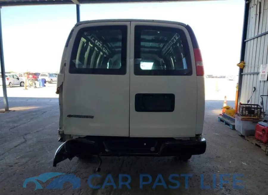 1GCWGAFG6J1345626# 6