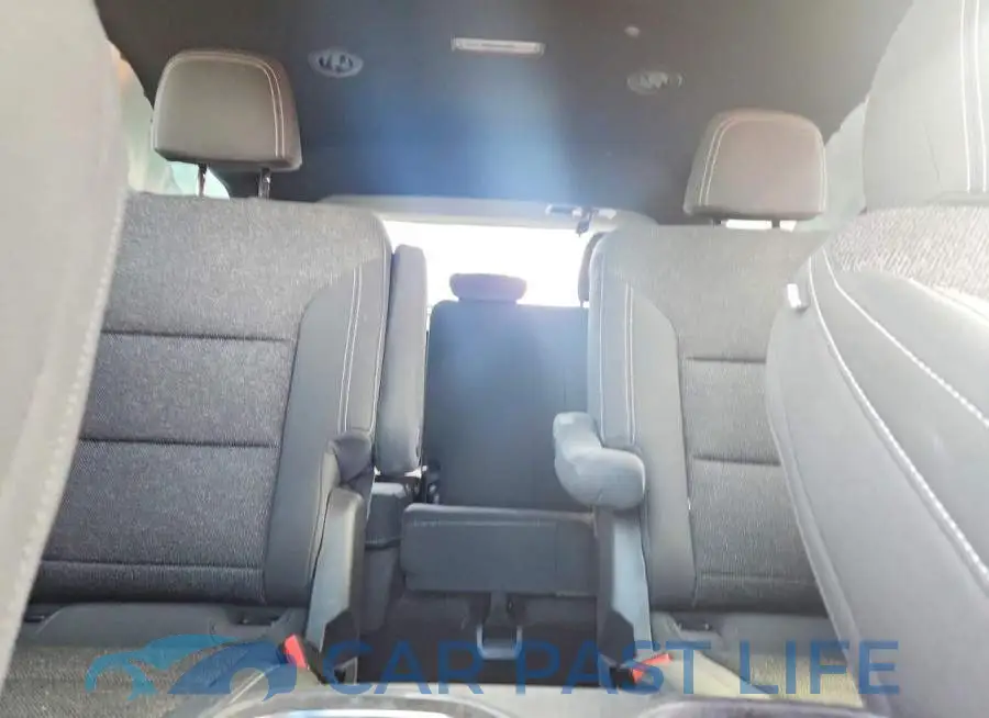 1GNEVGKS9RJ150380# 10