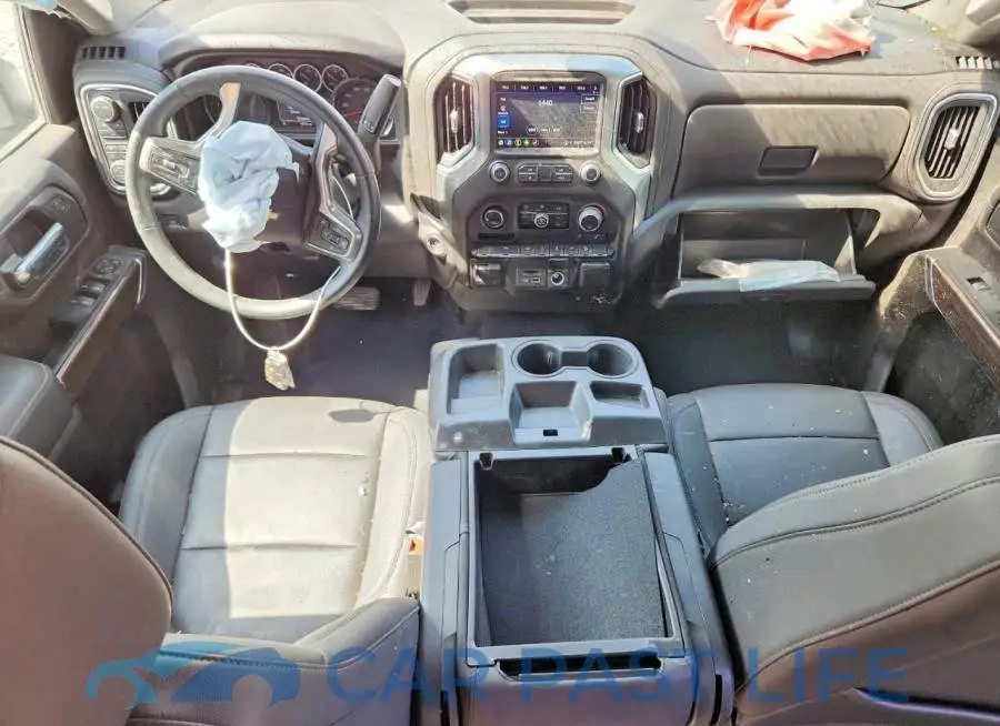 2GC4YNE72P1727801# 8