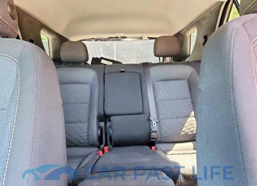 2GNAXKEV2L6183503# 10