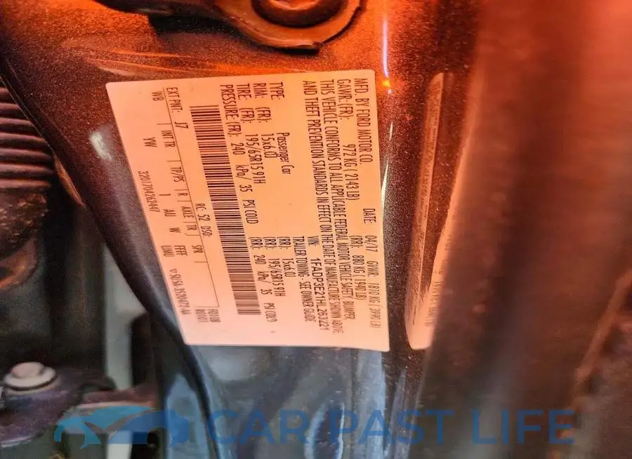 1FADP3E21HL263221# 12