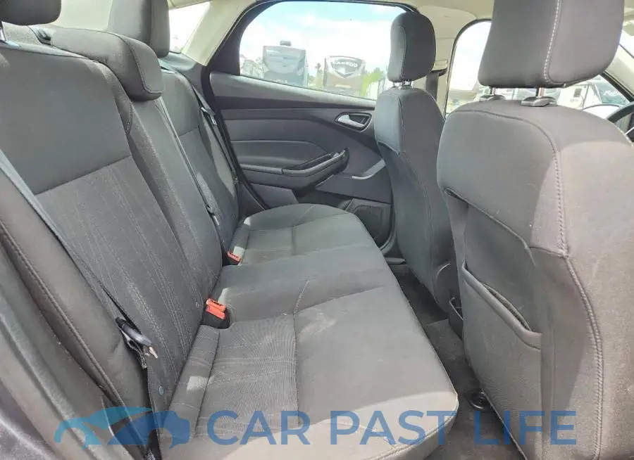 1FADP3F29JL315263# 10