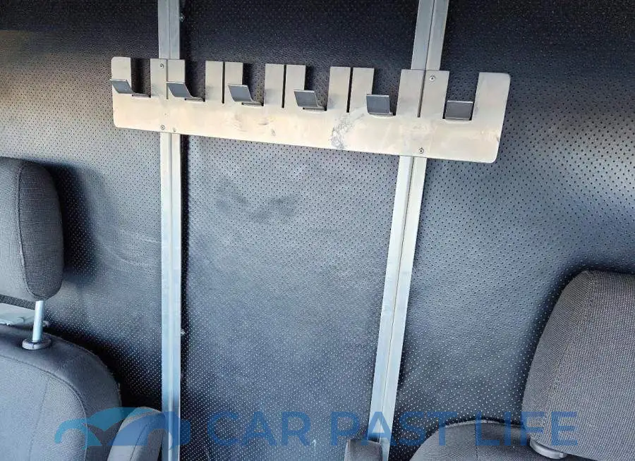 1FTBF4XG8JKB23701# 10