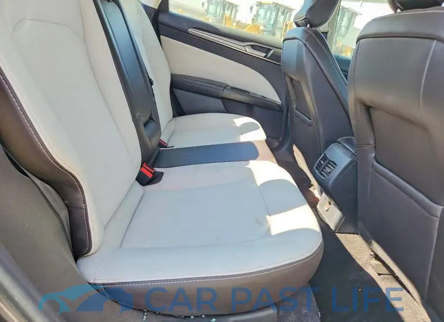 3FA6P0HD4KR178628# 10