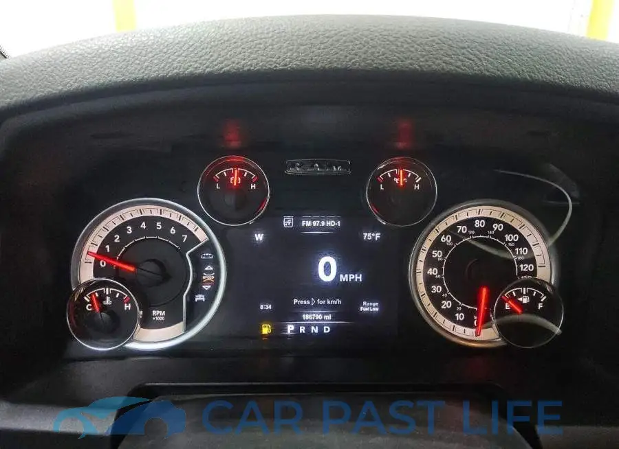 1C6RR7LT6KS559885# 9