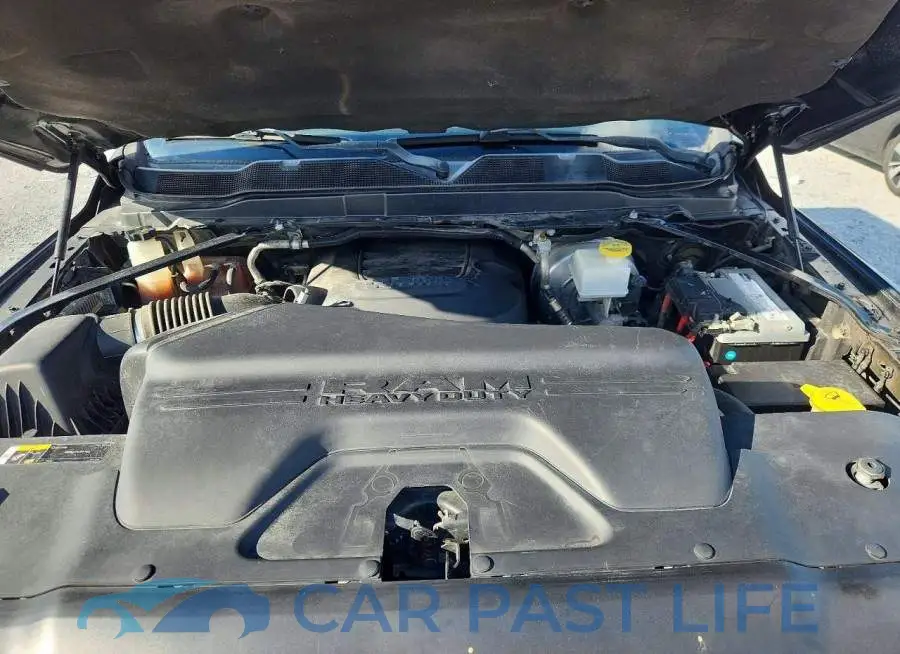 3C6TR5EJ8KG709184# 11