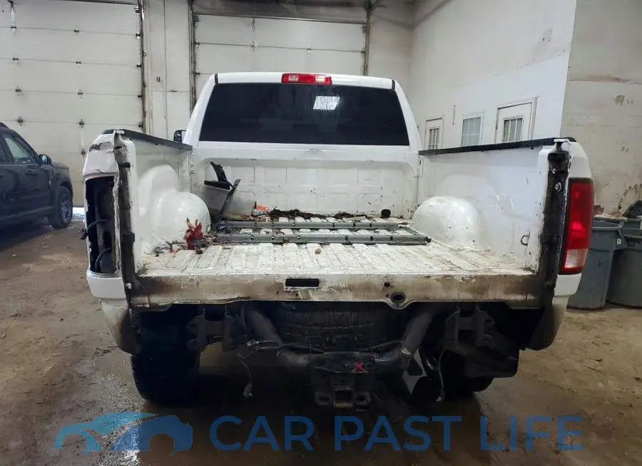 3C6UR5CJ5HG776602# 6