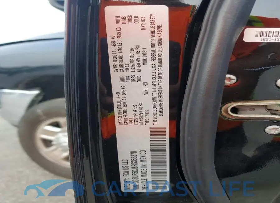 3C6UR5DJ8RG353870# 12