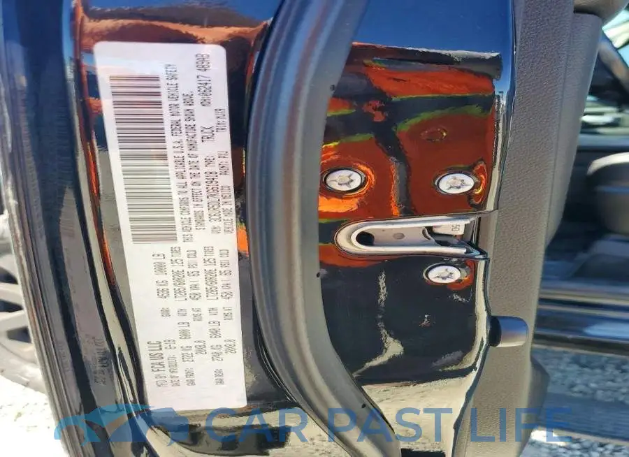 3C6UR5DL7KG619418# 12