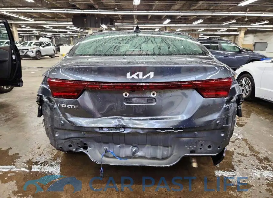 3KPF24AD1RE774176# 6