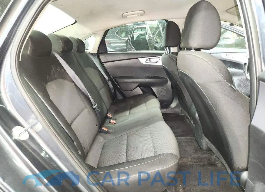 3KPF24AD1RE774176# 10