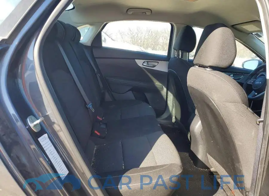3KPF24AD3PE572470# 10