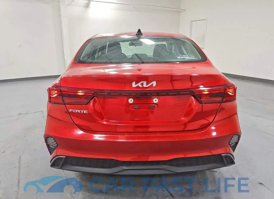 3KPF24AD3PE581248# 6