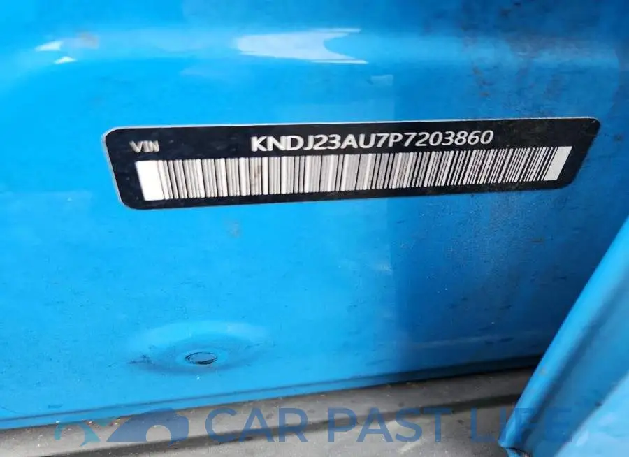 KNDJ23AU7P7203860# 12