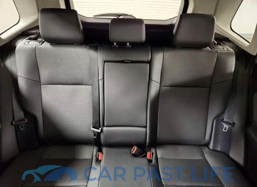 2T36CRAV8TC008526# 10