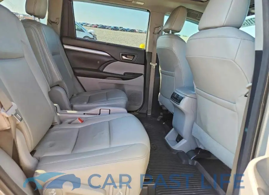 5TDJZRFH7JS550029# 11