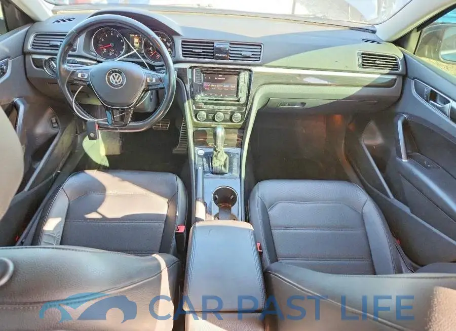 1VWMA7A39KC002067# 8