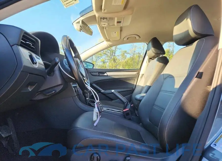 1VWSA7A35LC008960# 7