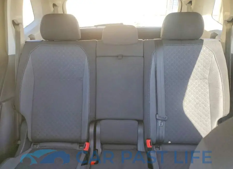 3VV1B7AX9MM020643# 10