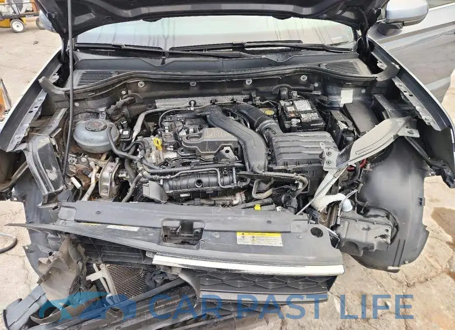 3VVRX7B21NM010228# 12