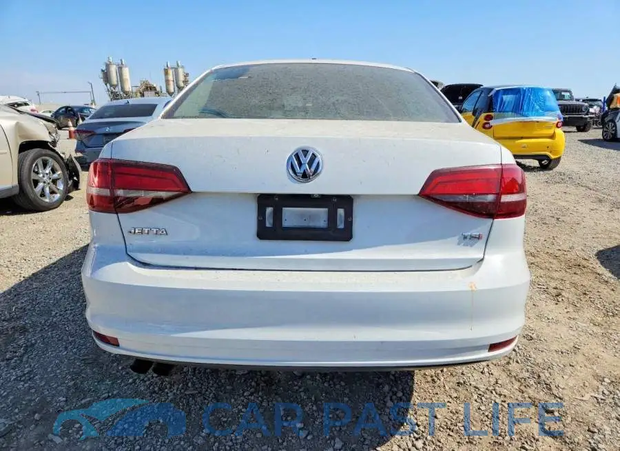 3VW2B7AJ4HM218645# 6