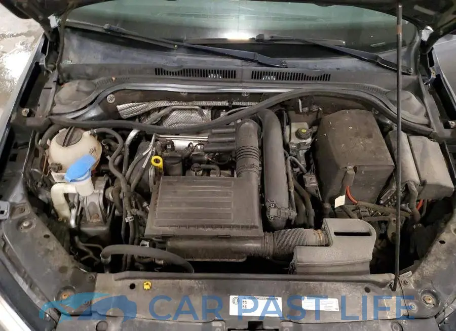 3VW2B7AJ7HM228778# 11