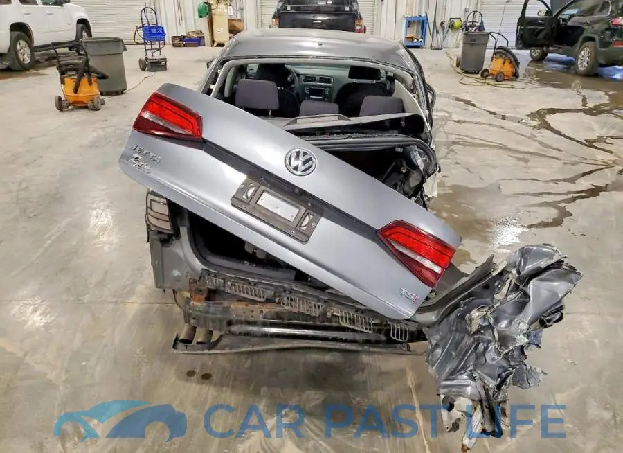 3VW2B7AJ7HM228778# 6