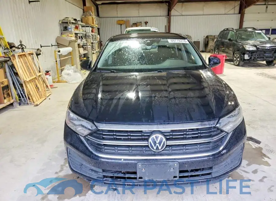 3VW4M7BU0PM047323# 5
