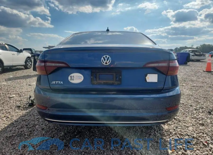3VWCB7BU3KM247526# 6