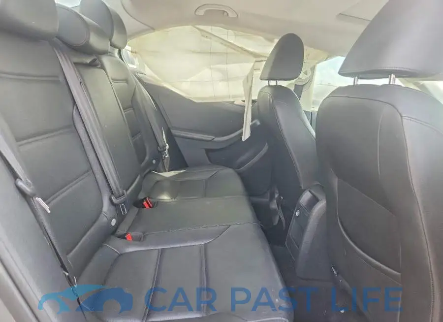 3VWDB7AJXHM405669# 10