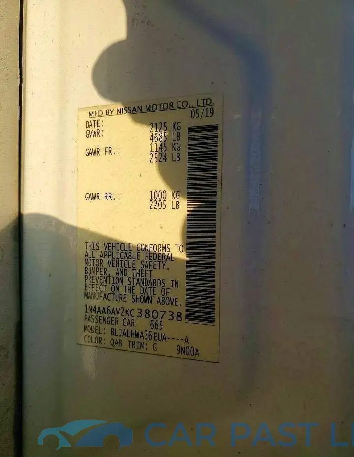 1N4AA6AV2KC380738# 13