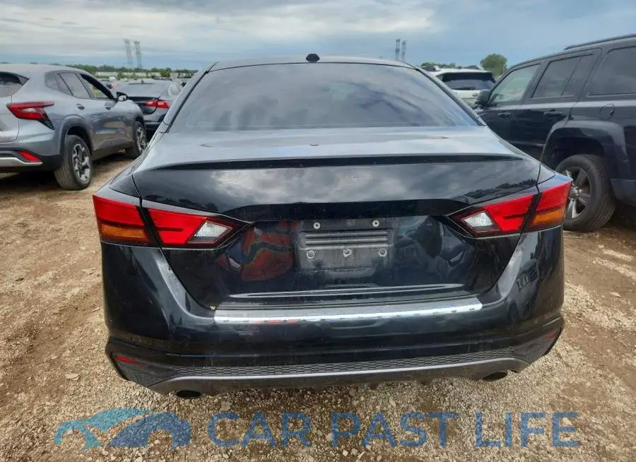 1N4BL4CW9KC196325# 6