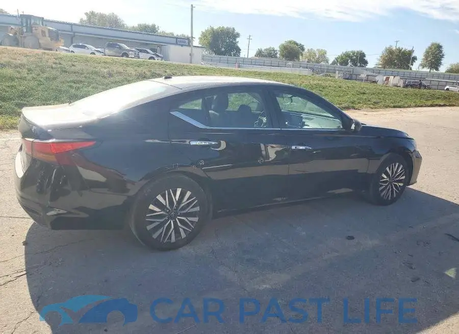 1N4BL4DV6SN361533# 3