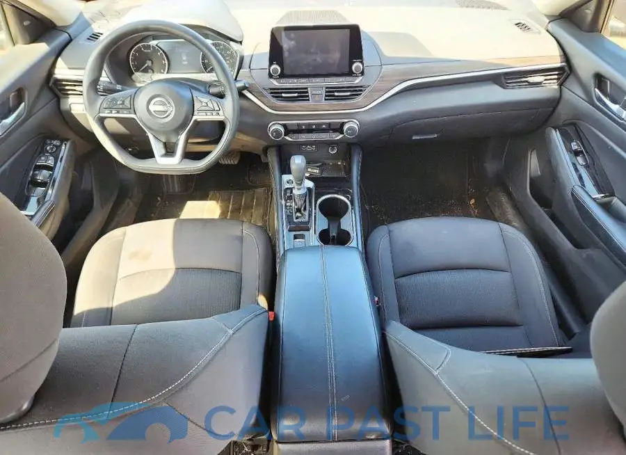 1N4BL4DW0PN369630# 8